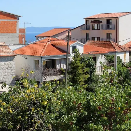 Apartment Apartments With A Parking Space Brela, Makarska - 4872 Brela